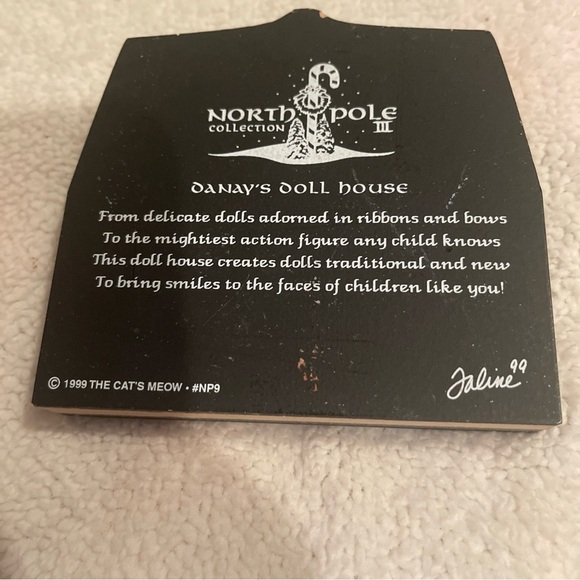 Danay's Doll House Decorative Box - Picture 5 of 7